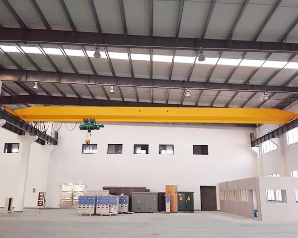 Crane gelagar tunggal